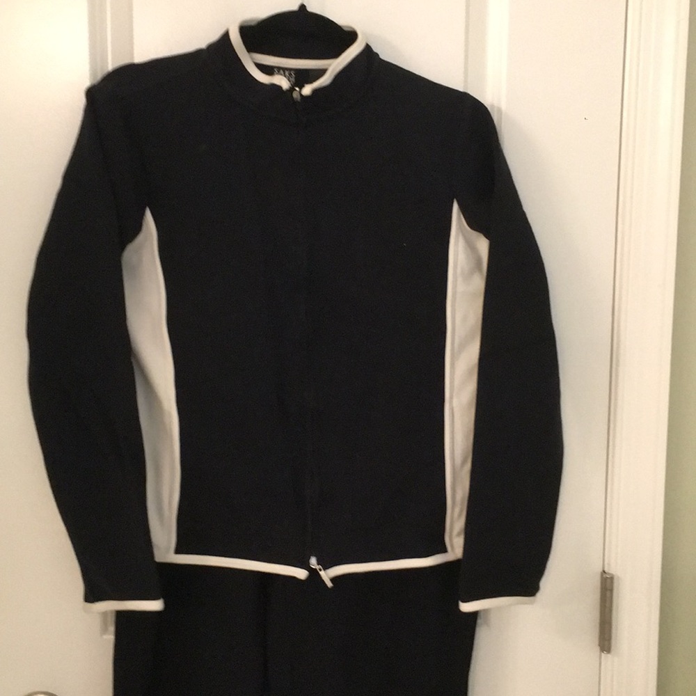 SAKS Fifth Ave women’s 2 piece jogger lounge Med